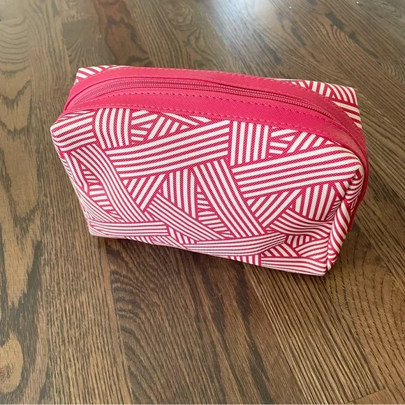 Bundle of 7 Pink Cosmetic Bags - Picture 6 of 6